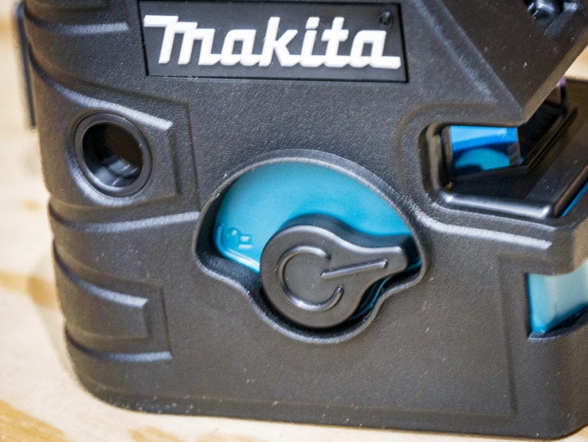 MAKITA SK103PZ Self-Leveling Combination Cross-Line/Point Laser