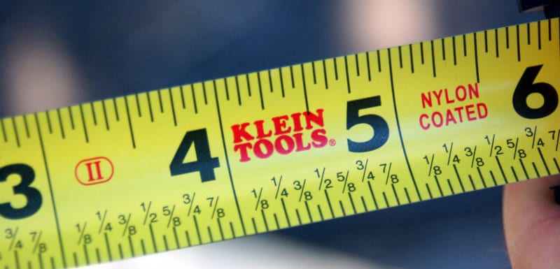 Add and subtract fractions - by a tape measure 
