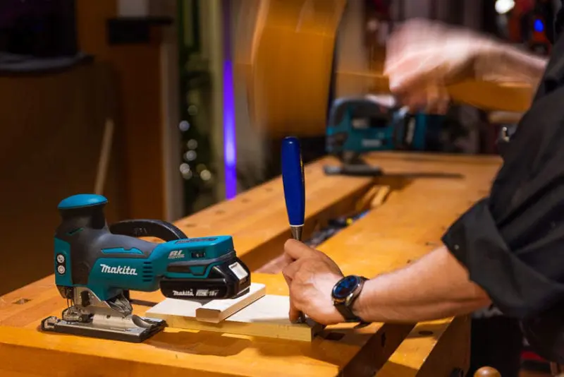 Makita 18v barrel grip jigsaw best sale