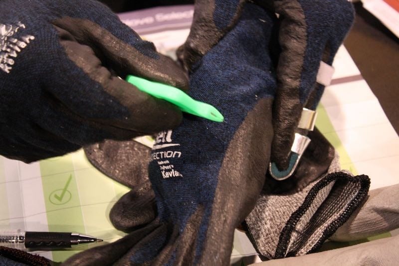 Ansell Cut Protection Kevlar gloves razor
