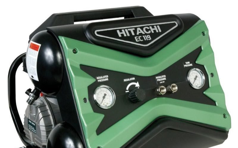 Hitachi EC119SA air compressor