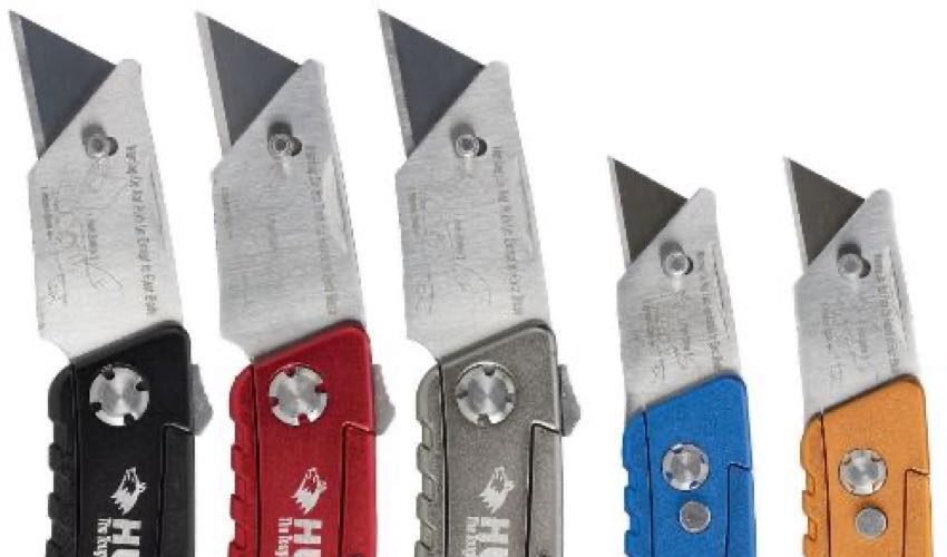 Husky multi-color razor knives