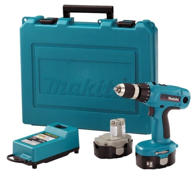 Makita 6347DWDE Cordless Drill kit