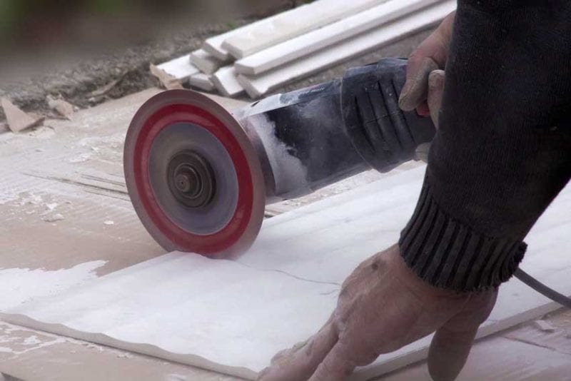 Best Tools for Cutting Tile Backsplashes 4 Angle grinder with diamond wheel
