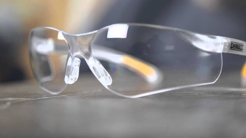 DeWalt Protector safety glasses