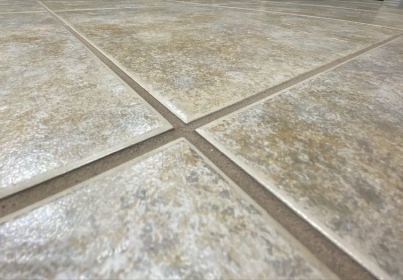 https://www.protoolreviews.com/wp-content/uploads/2009/05/cleaning-and-sealing-grout-800x556.jpg