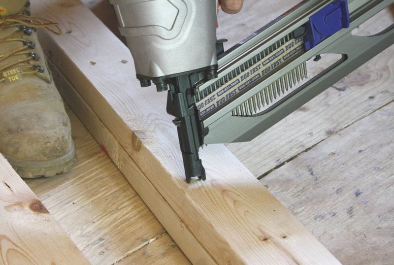 DuoFast DF350S Round Head Angled Framing Nailer Review