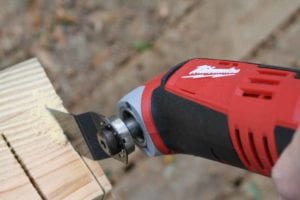 Milwaukee 2426-22 M12 Multi-tool Kit application-1