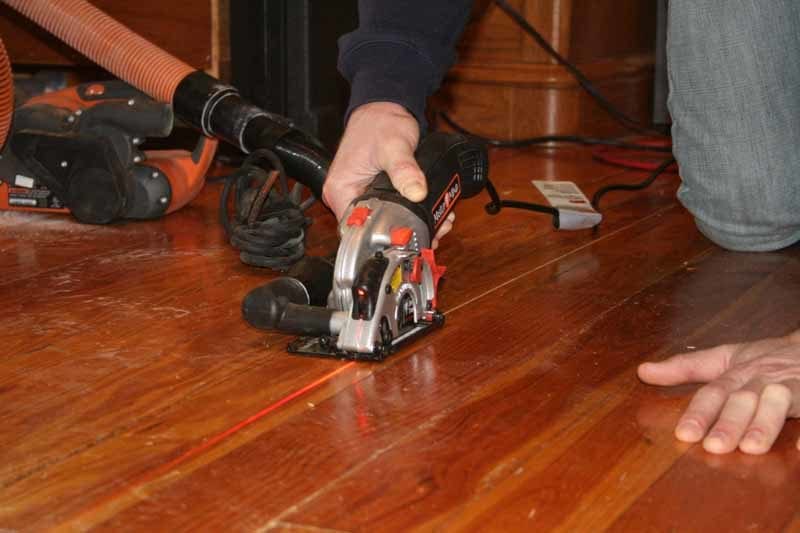 Ripping floors with a circular saw