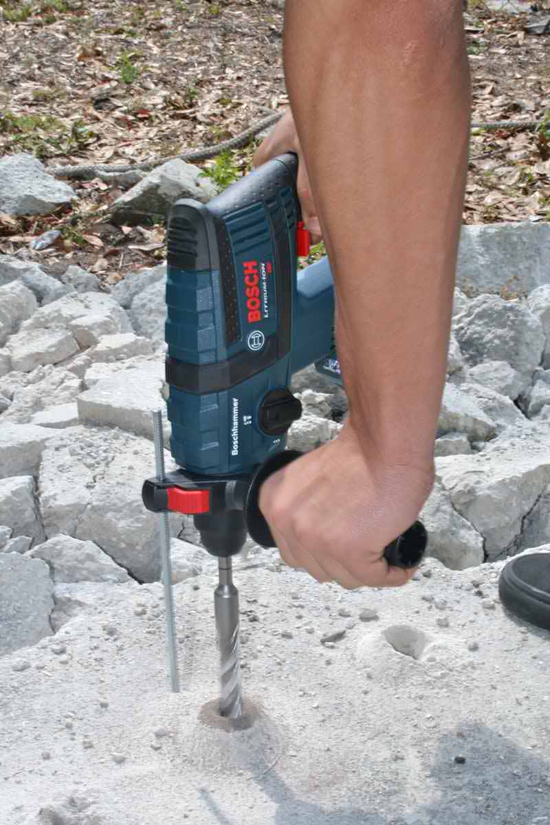 Bosch RHH180 Cordless Rotary Hammer Drill - application 3
