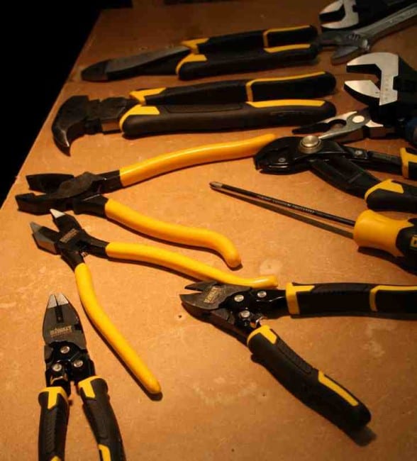 DeWalt Adjustable Wrenches and Pliers