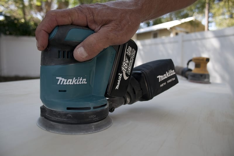 Using the Makita orbital sander