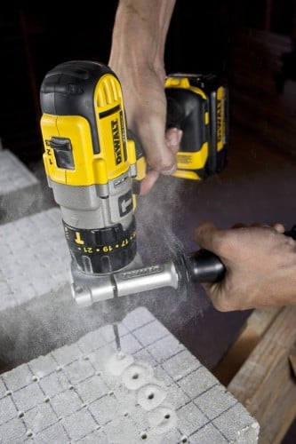 dewalt DCD985L2 concrete drilling