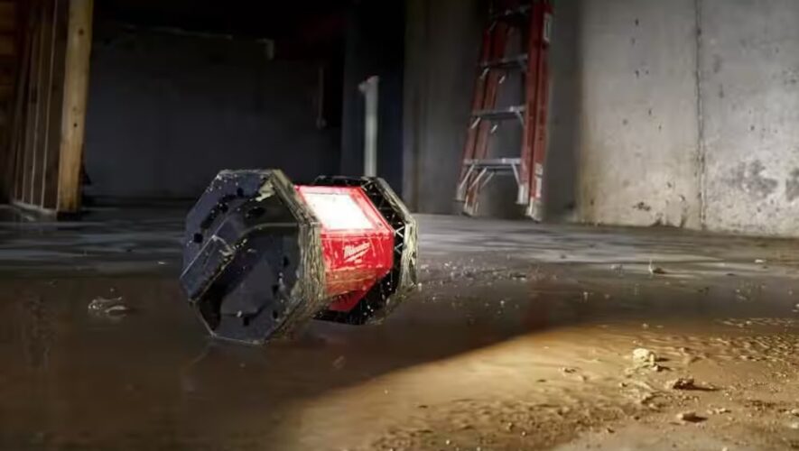 milwaukee rover M18 jobsite lighting 2361-20