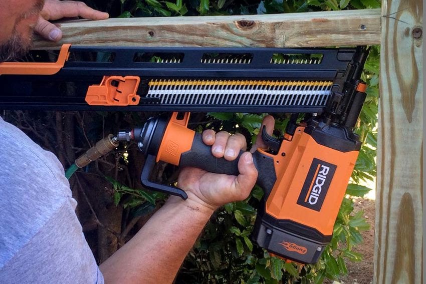 Ridgid R350RHE Framing Nailer Fencing