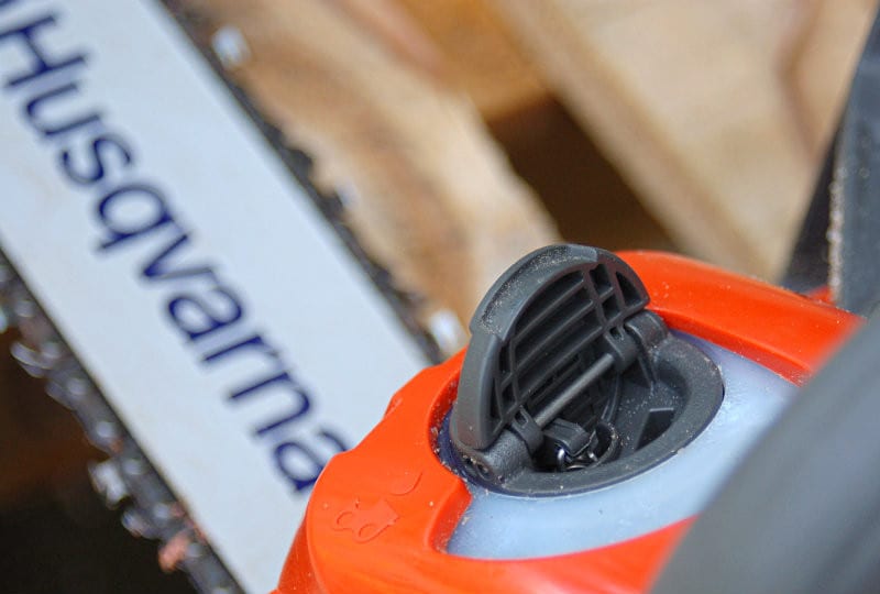 Husqvarna 36V Chainsaw Flip Cap