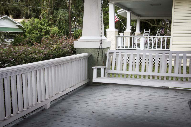 Upgrading a Deck with Deckorators Vista Composite Decking