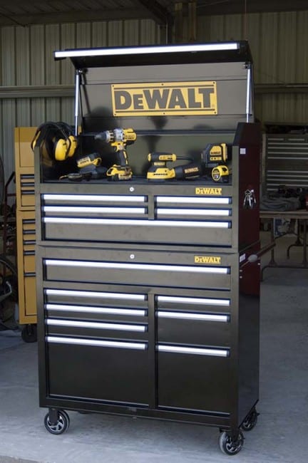 DeWalt 40" Tool Chest and Cabinet Profile