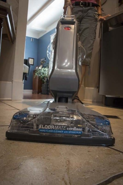 Hoover Floormate Cordless aggressive
