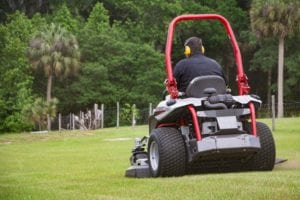 Altoz XC610 mower cutting behind