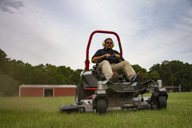 Altoz XC610 mower cutting low2