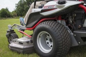 Altoz XC610 mower cutting rear