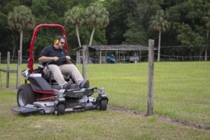 Altoz XC610Z mower cutting fence