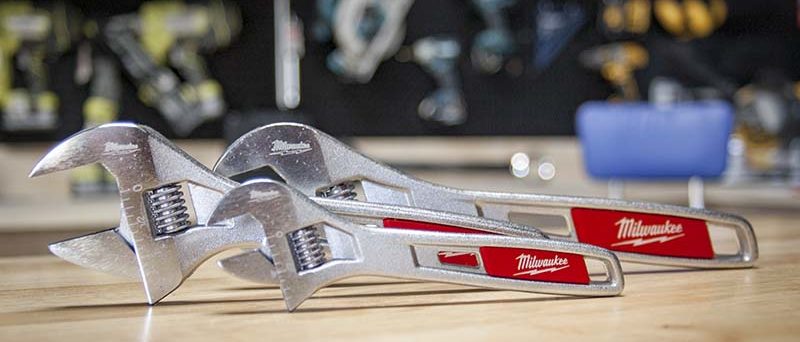 Milwaukee Adjustable Wrench - Featured