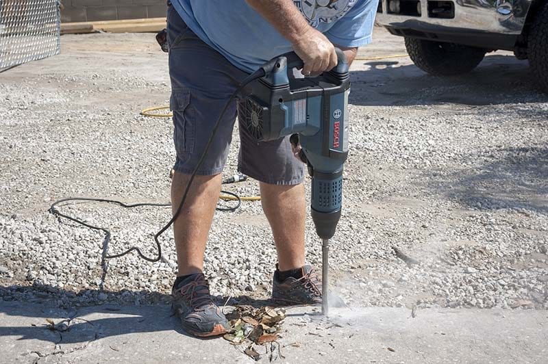 Bosch RH1255VC 2-Inch SDS-Max Rotary Hammer Breaking