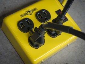 Yellow Jacket 2177N 4-outlet metal power block