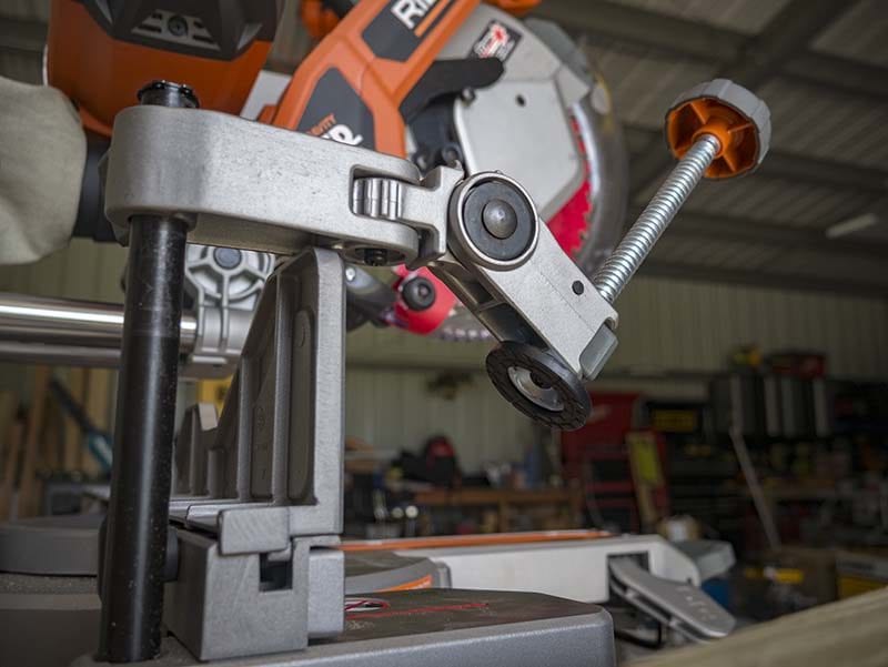 Ridgid MS255SR Miter Saw Dual Pivot Clamp Web