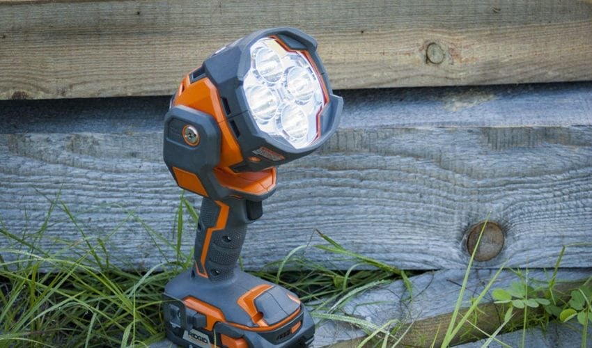 Ridgid Gen5X 18V Dual-Power Light Cannon 11