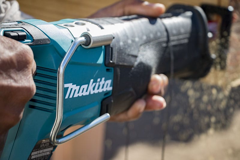 Inspektion Sælger det er smukt Makita XRJ05 18V LXT Brushless Recipro Saw Review - Pro Tool Reviews