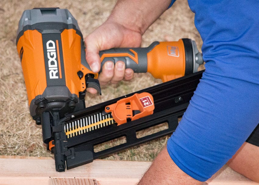 RIDGID 18V Brushless Cordless 21° 3-1/2 in. Framing Nailer (Tool Only)  R09894B - The Home Depot