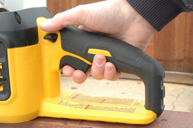 DeWalt FlexVolt Chainsaw 60V Max DCCS670