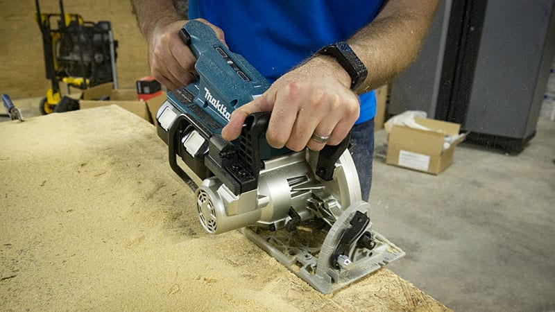 Makita XSR01Z 36V (18V X2) LXT Rear Handle Circular Saw – Reconditioned, Batteries Not Included