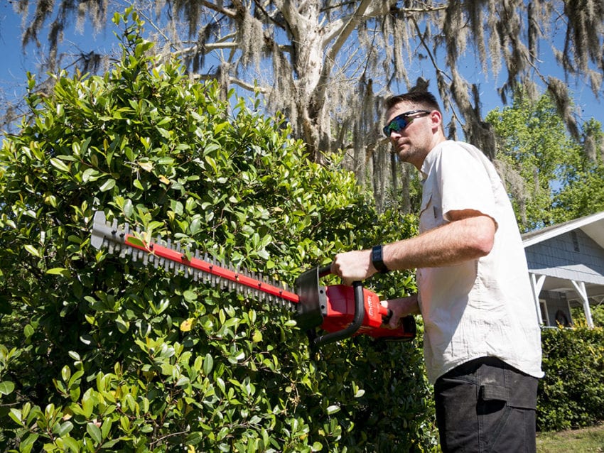 Milwaukee Electric Tools 2726-20 Fuel Hedge Trimmer 