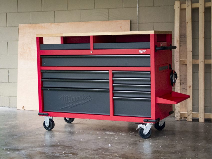 Milwaukee 52-Inch Mobile best garage work bench