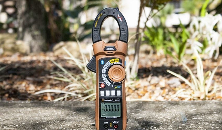 Southwire MaintenancePRO Smart 1000A Clamp Meter