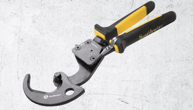 Southwire Compact Ratcheting Cable Cutter