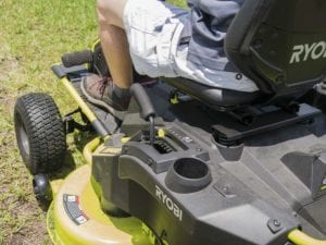 RYOBI RM480E Riding Mower cup holder