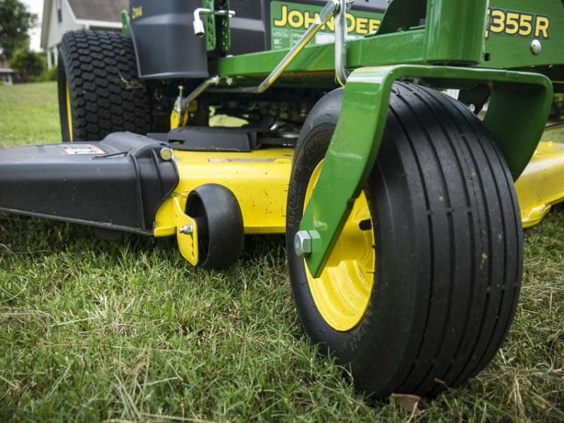 John Deere Z355R wheels