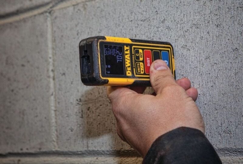 DeWalt DW099S Bluetooth 100 ft. Laser Distance Measurer