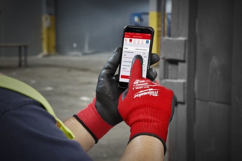 Milwaukee gloves with touchscreen usability