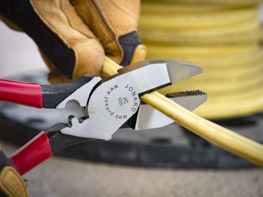 Jonard Lineman's Plier with Fish Tape Puller and Crimper