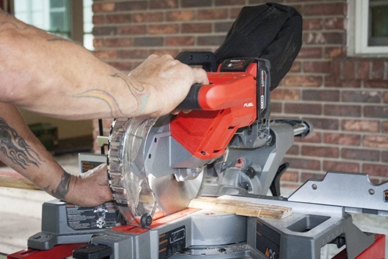  Customer reviews: Black+Decker SM1850BD 7-1/4" Sliding  Compound Miter Saw