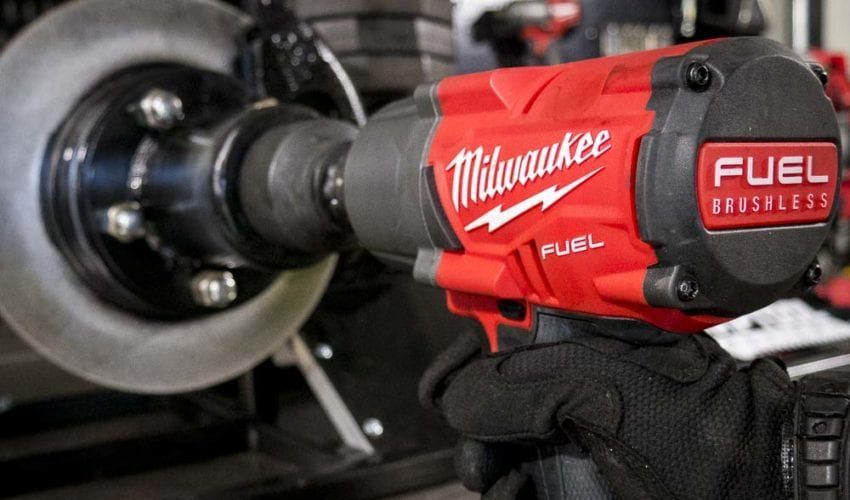 Milwaukee M18 Fuel High Torque Impact Wrench 2767-22