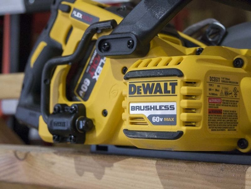 DeWalt FlexVolt Worm Drive Style Saw: A Cordless Worm Drive?