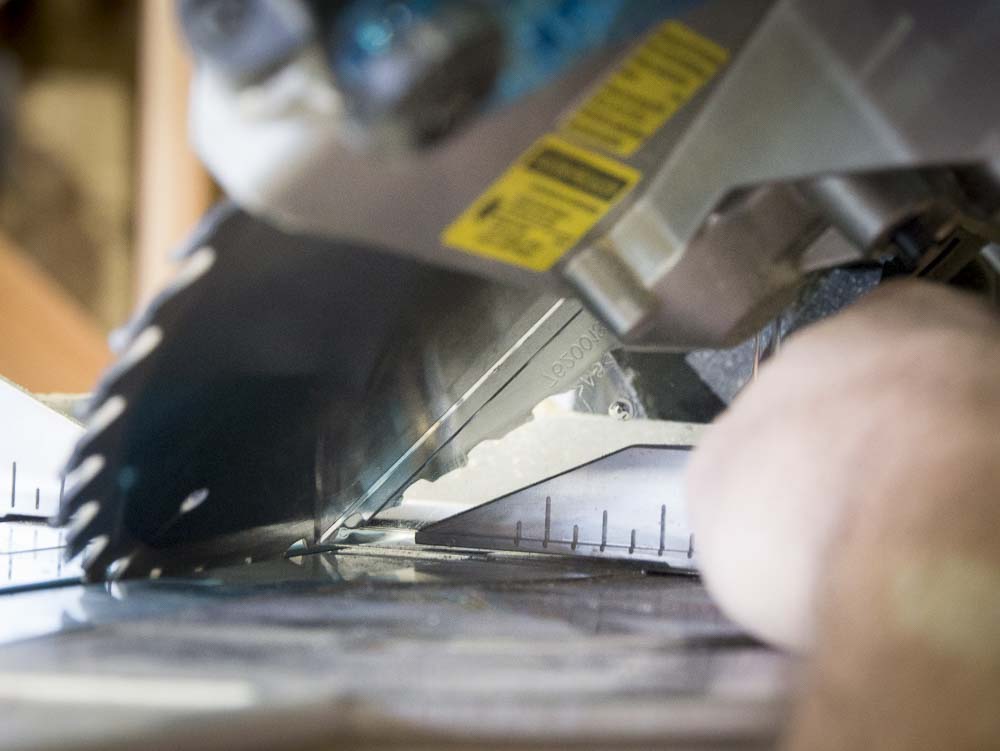 How to Calibrate a Miter Saw Pro Guide Pro Tool Reviews