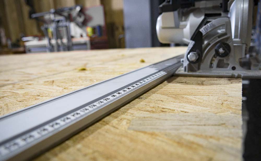 How to Make Rip Cuts with a Circular Saw Pro Tool Reviews